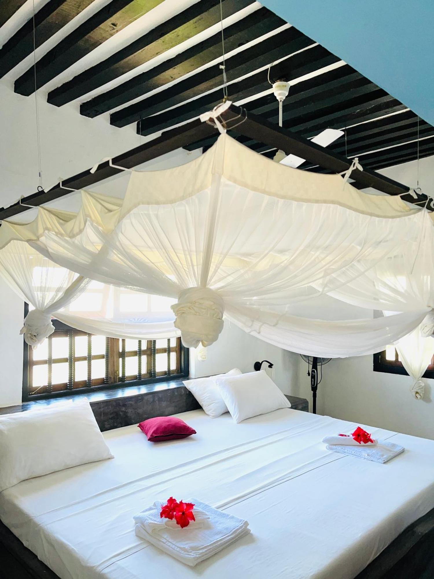 Shiban House Apartment Shela Ngoại thất bức ảnh